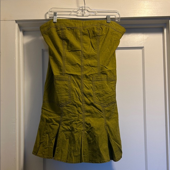 BDG Dresses & Skirts - BDG Urban Outfitters Strapless Mini Dress in Olive - Size XL, NWOT